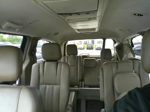 2015 Chrysler Town & Country Touring