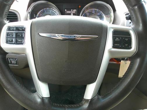 2015 Chrysler Town & Country Touring