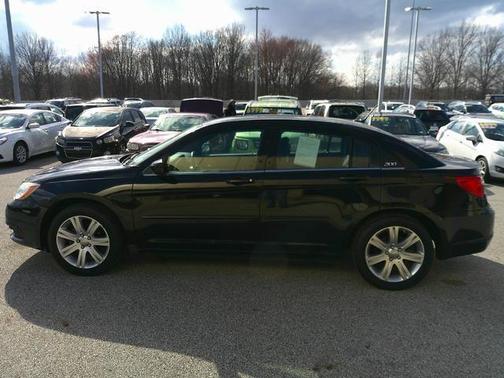 2012 Chrysler 200 LX