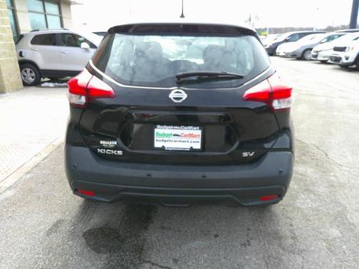 2020 Nissan Kicks SV