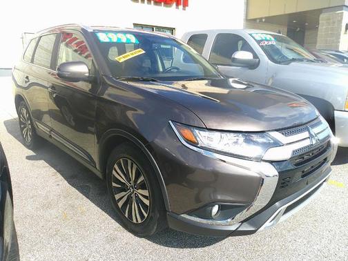 2019 Mitsubishi Outlander SE