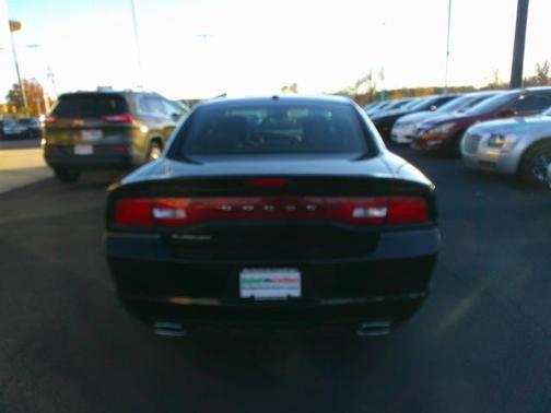 2012 Dodge Charger SE