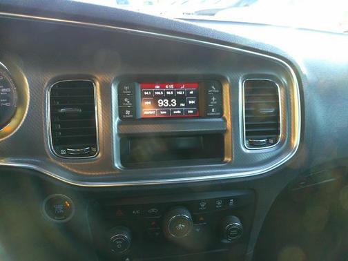 2012 Dodge Charger SE