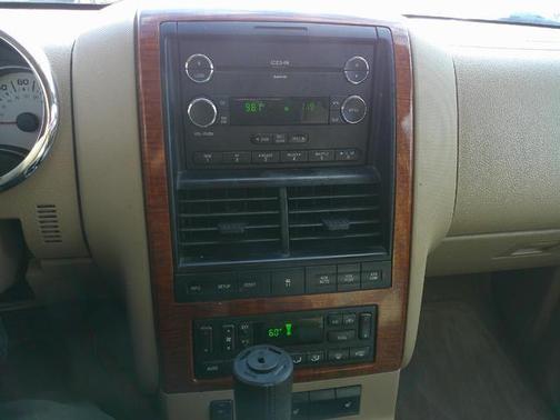 2010 Ford Explorer Eddie Bauer