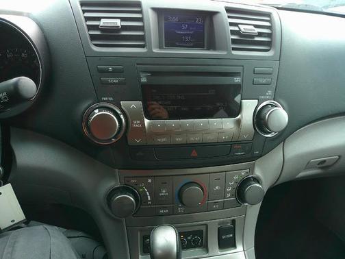 2012 Toyota Highlander V6