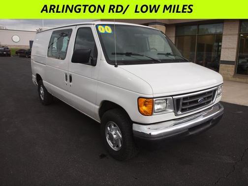 Oxford White 2000 Ford E150 E-150