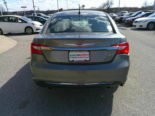 2013 Chrysler 200 Limited