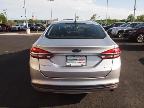 Ingot Silver 2017 Ford Fusion SE