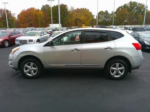 2012 Nissan Rogue S