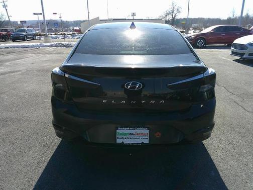 2019 Hyundai ELANTRA Value Edition