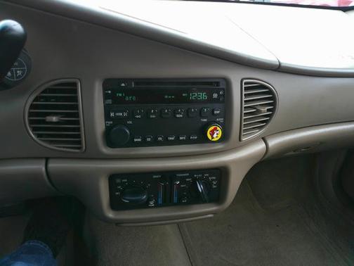 2005 Buick Century Base