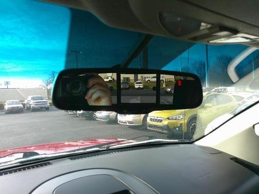 2012 Nissan Titan SV