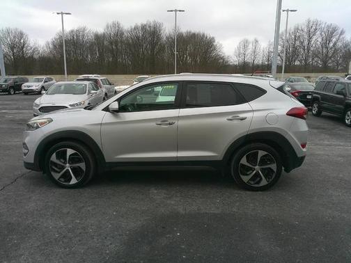 2016 Hyundai TUCSON Sport
