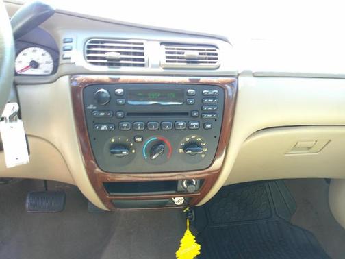 2005 Ford Taurus SEL
