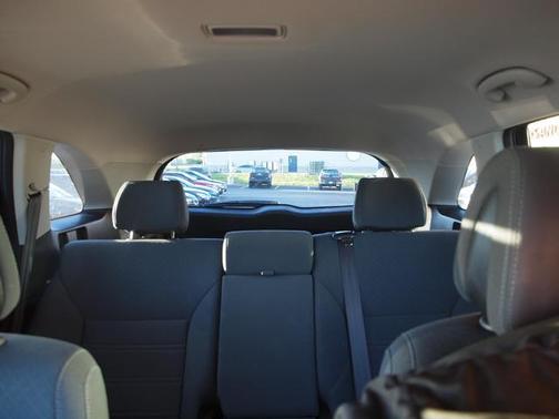 Blaze Blue 2016 Kia Sorento LX