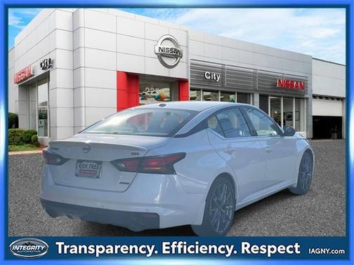 2024 Nissan Altima SR VC-Turbo FWD