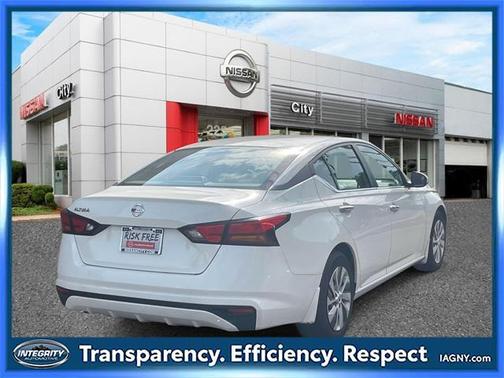 2022 Nissan Altima S FWD