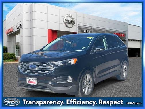 2023 Ford Edge Titanium
