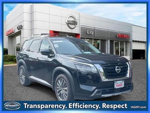 2024 Nissan Pathfinder SL 4WD