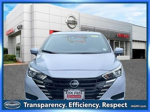 2024 Nissan Versa 1.6 SV