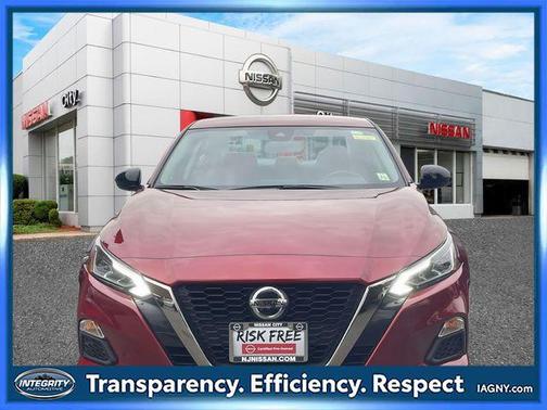 2022 Nissan Altima SR Intelligent AWD