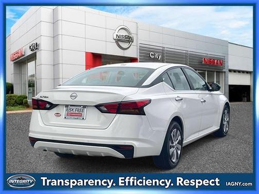 2025 Nissan Altima S FWD