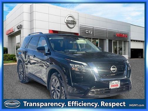 2024 Nissan Pathfinder SV 4WD