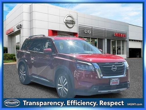 2022 Nissan Pathfinder Platinum 4WD