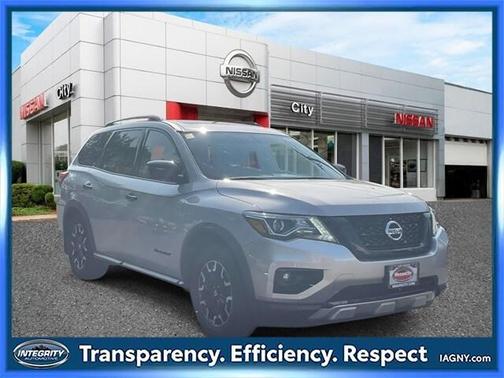 2020 Nissan Pathfinder SL 4WD