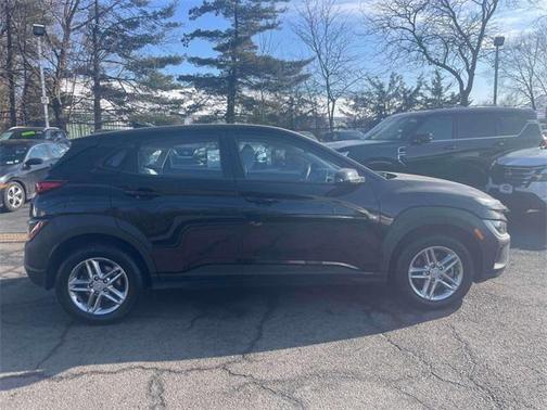 2023 Hyundai KONA SE