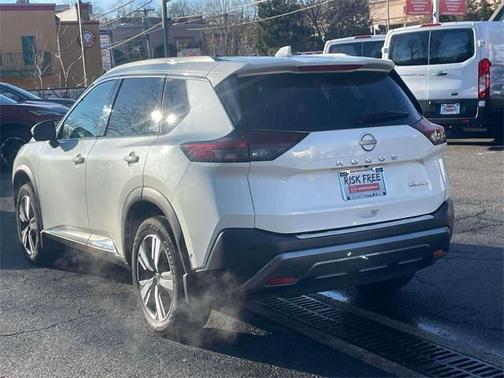 2022 Nissan Rogue SL