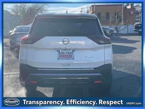 2022 Nissan Rogue SL