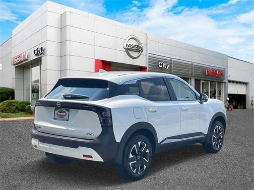 2025 Nissan Kicks SV