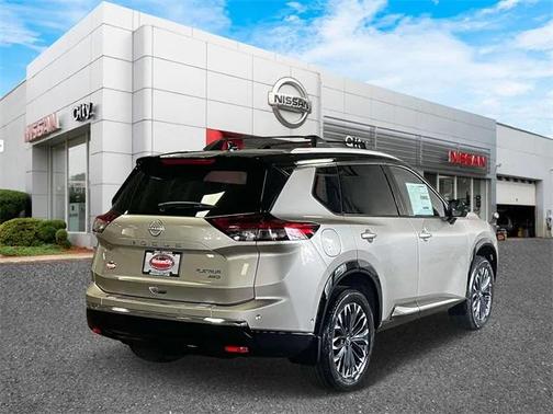 2025 Nissan Rogue Platinum