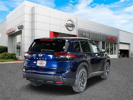 2025 Nissan Pathfinder SV 4WD