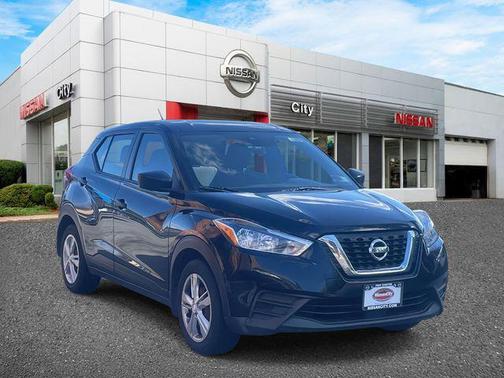 2020 Nissan Kicks S