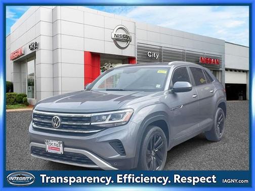 2022 Volkswagen Atlas Cross Sport 2.0T SE w/Technology 4MOTION