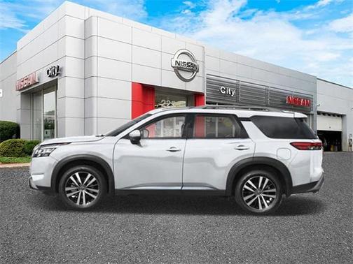 2025 Nissan Pathfinder Platinum 4WD