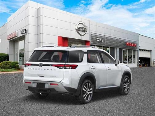 2025 Nissan Pathfinder Platinum 4WD