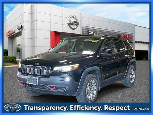 2022 Jeep Cherokee Trailhawk
