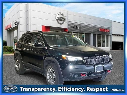 2022 Jeep Cherokee Trailhawk