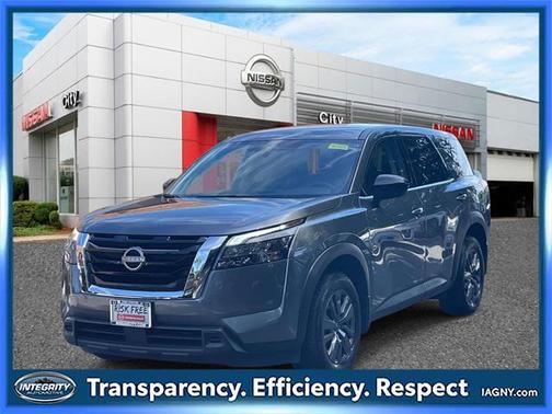 2024 Nissan Pathfinder S 4WD