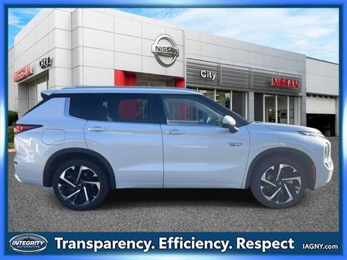 2024 Mitsubishi Outlander PHEV SEL