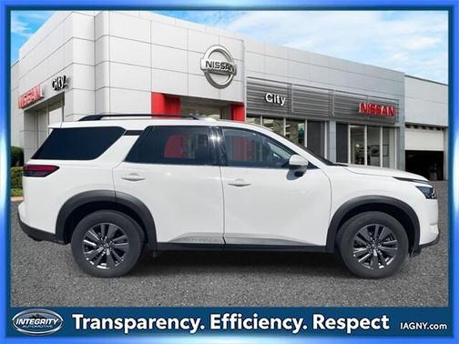2024 Nissan Pathfinder SV 4WD
