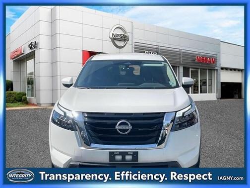 2024 Nissan Pathfinder SV 4WD