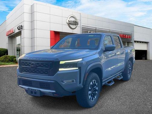 Boulder Gray Pearl 2023 Nissan Frontier PRO-4X
