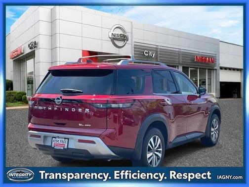 2024 Nissan Pathfinder SL 4WD