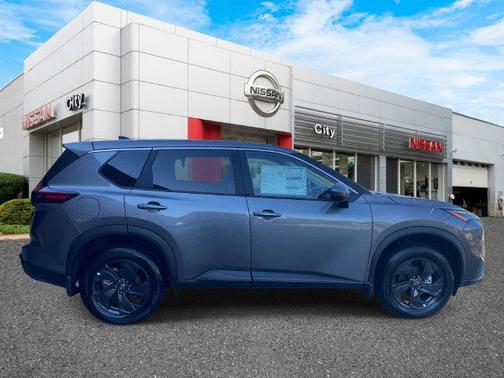 Gun Metallic 2026 Nissan Rogue SV