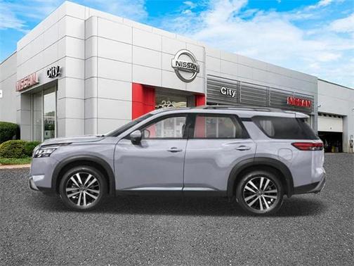 2025 Nissan Pathfinder Platinum 4WD