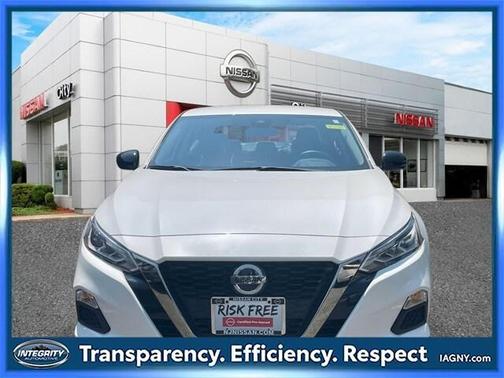 2022 Nissan Altima SR Intelligent AWD